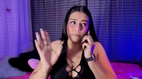 Snapshot of kayleemorales chatting on 10.20.25 Kaylee online show from 10.20.25