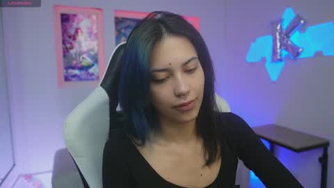 Kayra online show from 11.26.25