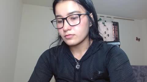 Snapshot of kazumi6 chatting on 09.30.25 KAZUMI online show from 09.30.25