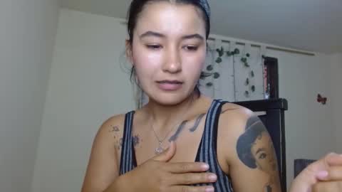 Snapshot of kazumi6 chatting on 10.22.25 KAZUMI online show from 10.22.25