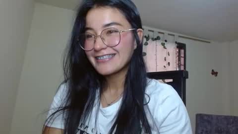 Snapshot of kazumi6 chatting on 10.28.25 KAZUMI online show from 10.28.25