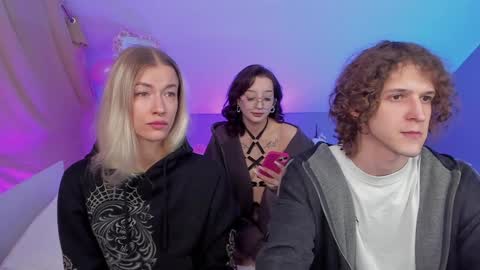 Snapshot of kebesheska chatting on 01.26.25 Seb Polly Roxy Jonny online show from 01.26.25