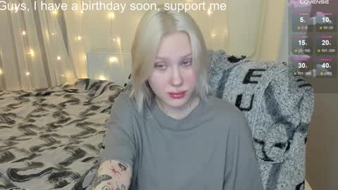 Snapshot of kebesheska chatting on 02.06.25 Seb Polly Roxy Jonny online show from 02.06.25