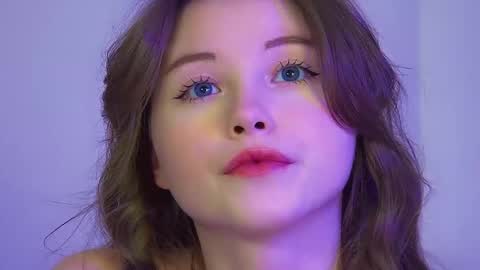 Keira online show from 11.14.25