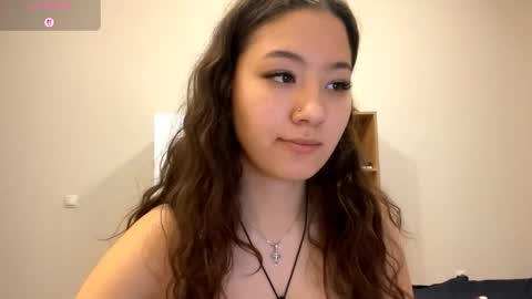 Snapshot of kelikurtulus chatting on 10.27.25 Kely online show from 10.27.25