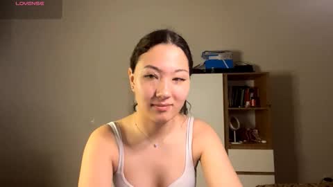 Snapshot of kelikurtulus chatting on 11.04.25 Kely online show from 11.04.25