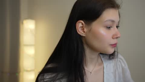 Snapshot of kelly_ember chatting on 01.01.25 KELLY online show from 01.01.25