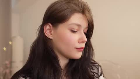 Snapshot of kelly_ember chatting on 03.12.25 KELLY online show from 03.12.25