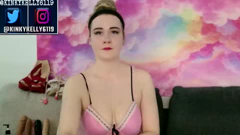 Snapshot of kellylynn76 chatting on 09.10.25 kellylynn76 online show from 09.10.25