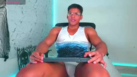 Snapshot of ken__owensx chatting on 10.08.25 ken__owensx online show from 10.08.25