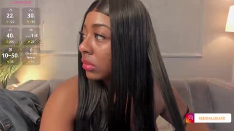 kendallbleer online show from 11.15.25