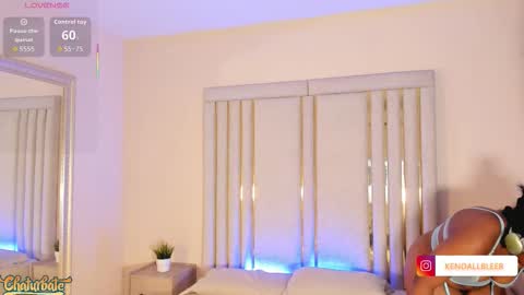 kendallbleer online show from 11.23.25