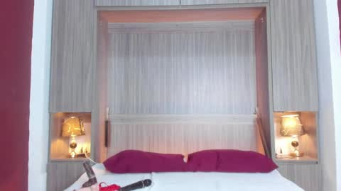 Snapshot of kendallrosse1 chatting on 01.28.25 Kendal online show from 01.28.25