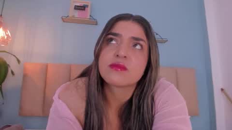 kendra_hottt online show from 11.26.25