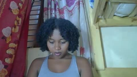 Snapshot of kenilange chatting on 11.29.25 kenilange online show from 11.29.25