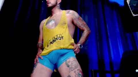 Snapshot of kenllyhot chatting on 02.26.25 Kenlly online show from 02.26.25