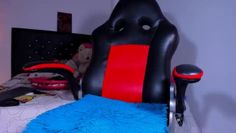 Snapshot of kerlysmith24 chatting on 01.13.25 Kerlysmith24 online show from 01.13.25