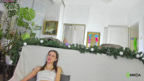 Snapshot of keta_losers chatting on 12.23.24 xiao xoia online show from 12.23.24