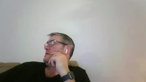 Snapshot of kevfromchat chatting on 12.27.24 kevfromchat online show from 12.27.24