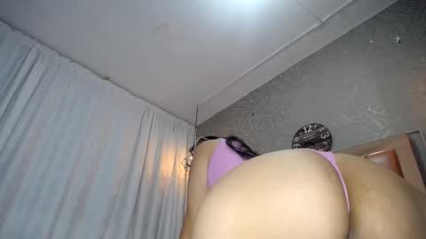 Snapshot of keyra_miller chatting on 01.05.25 keyra_miller online show from 01.05.25