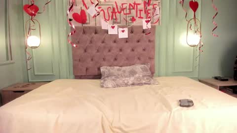 Snapshot of khaterine_hot_1 chatting on 02.15.25 Kathe Hot online show from 02.15.25