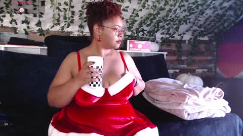 Snapshot of khayaparker chatting on 12.21.24 Khaya online show from 12.21.24