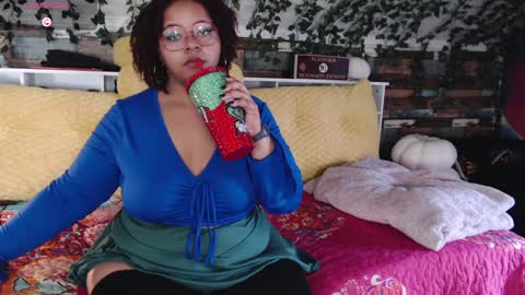 Snapshot of khayaparker chatting on 01.03.25 Khaya online show from 01.03.25