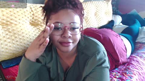 Snapshot of khayaparker chatting on 01.08.25 Khaya online show from 01.08.25