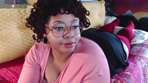 Snapshot of khayaparker chatting on 01.10.25 Khaya online show from 01.10.25