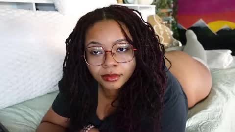 Snapshot of khayaparker chatting on 02.19.25 Khaya online show from 02.19.25