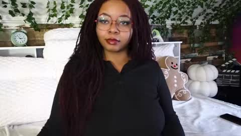 Snapshot of khayaparker chatting on 02.20.25 Khaya online show from 02.20.25