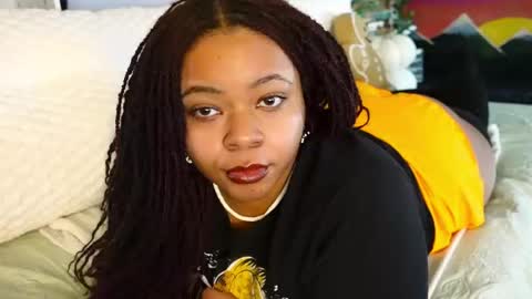 Snapshot of khayaparker chatting on 02.27.25 Khaya online show from 02.27.25