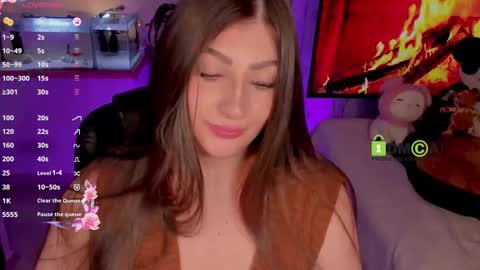 Snapshot of khionebesset chatting on 12.29.24 Khi.  online show from 12.29.24