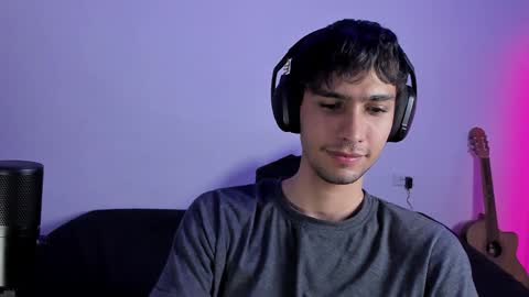 Snapshot of khozler_ chatting on 01.21.25 khozler_ online show from 01.21.25