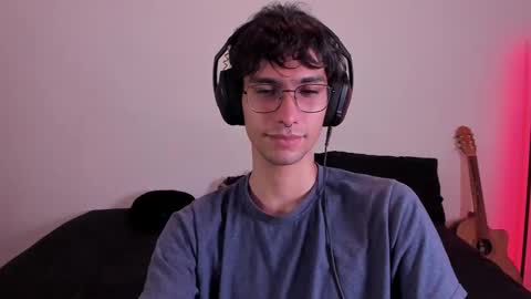 Snapshot of khozler_ chatting on 02.22.25 khozler_ online show from 02.22.25