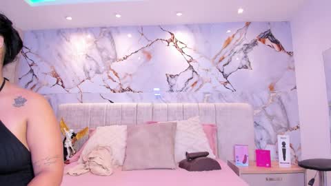    N         M online show from 11.28.25