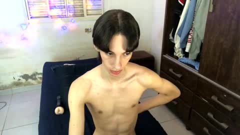 Snapshot of kiantwink chatting on 01.03.25 kiantwink online show from 01.03.25