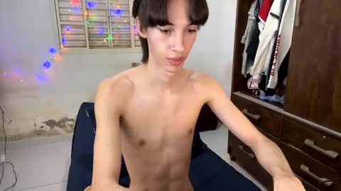 Snapshot of kiantwink chatting on 01.30.25 kiantwink online show from 01.30.25