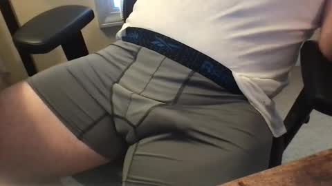 Snapshot of kickboxer04 chatting on 01.10.25 kickboxer04 online show from 01.10.25