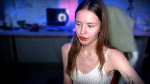 Mika and Miranda online show from 12.04.24