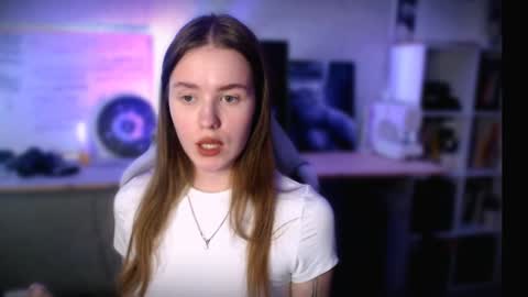 Snapshot of kikies_ chatting on 12.11.24 Mika and Miranda online show from 12.11.24