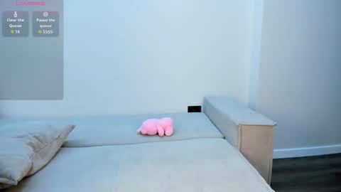 Su A online show from 11.15.25