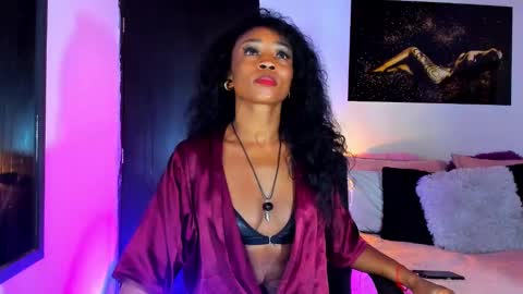 Snapshot of kimberlybanks2 chatting on 01.26.25 Kimberly Banks online show from 01.26.25