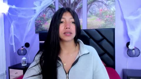 Kimberly Villalobos online show from 10.30.25