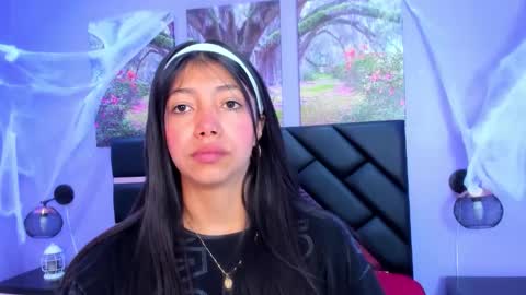 Kimberly Villalobos online show from 11.07.25