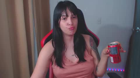 Snapshot of kimflexible_ chatting on 01.06.25 Kim 3 online show from 01.06.25