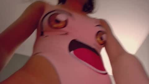 Snapshot of kimisun chatting on 02.20.25 Kiki online show from 02.20.25