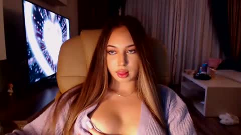 Kim Lee  online show from 12.28.24