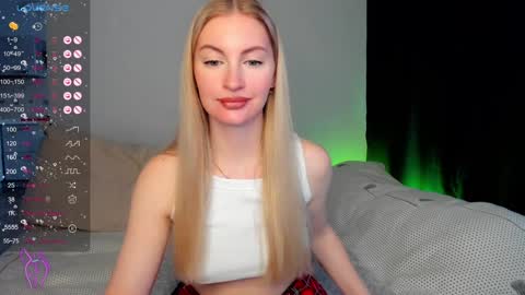 Snapshot of kimmy1_powell chatting on 01.27.25 kimmy1_powell online show from 01.27.25