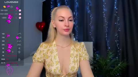 Snapshot of kimmy1_powell chatting on 09.18.25 kimmy1_powell online show from 09.18.25